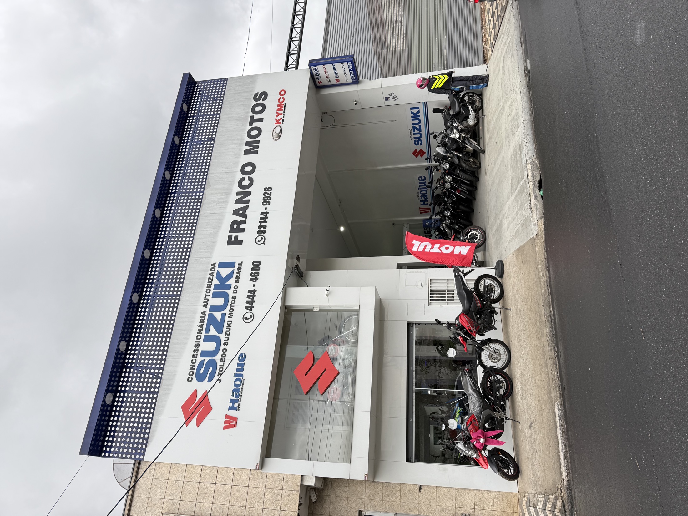 Fachada Franco Motos
